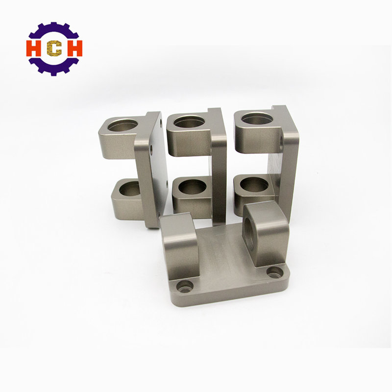 生活中常用的模具制造、五金加工、工藝品加工、汽車鈑金等產品主要是用什么精密零部件加設備生產的，它的主組織結構是什么