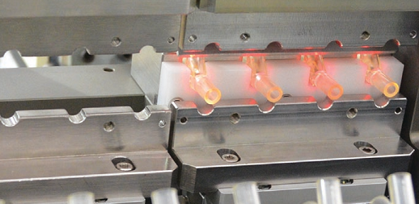 cnc精密機械加工機械零件智能制造的本質(zhì)與具有特征的自動化加工.