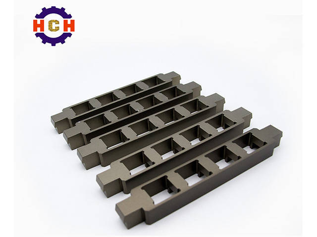 機(jī)械零部件加工由球頭刀具的端部銑速度為零