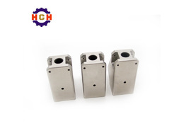 CNC精密機械加工，精度可達0.03MM